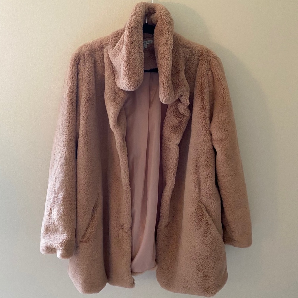 🌸 Dusty Pink Faux Fur Jacket